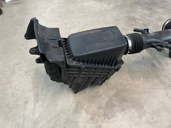 68257026AD Wrangler JL 18-23 3.6L Air Filter Box with Tube