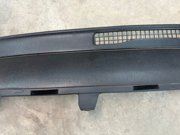Cherookee XJ 97-01 Agate Gray Upper Dash Defrost Trim Bezel