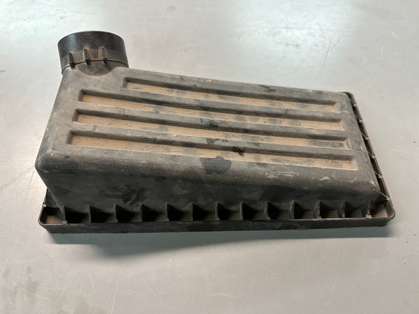04797775 Jeep Wrangler TJ 97-04 4.0L 2.5L Air Filter Box Lid
