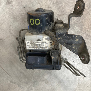 52128138AE ABS Brake Pump Module for Jeep Cherokee XJ (00-01)