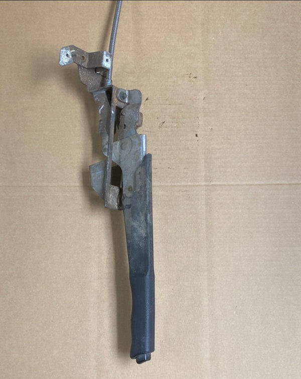 52127959 Grand Cherokee ZJ (97-98) Parking Brake Lever Assembly w/ Bracket