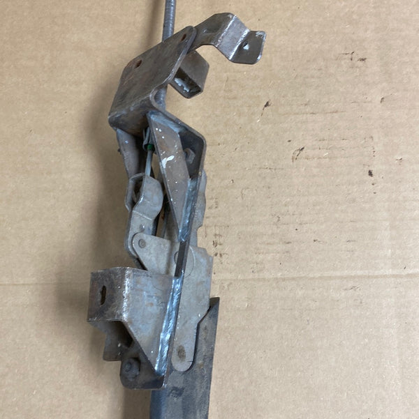 52127959 Grand Cherokee ZJ (97-98) Parking Brake Lever Assembly w/ Bracket