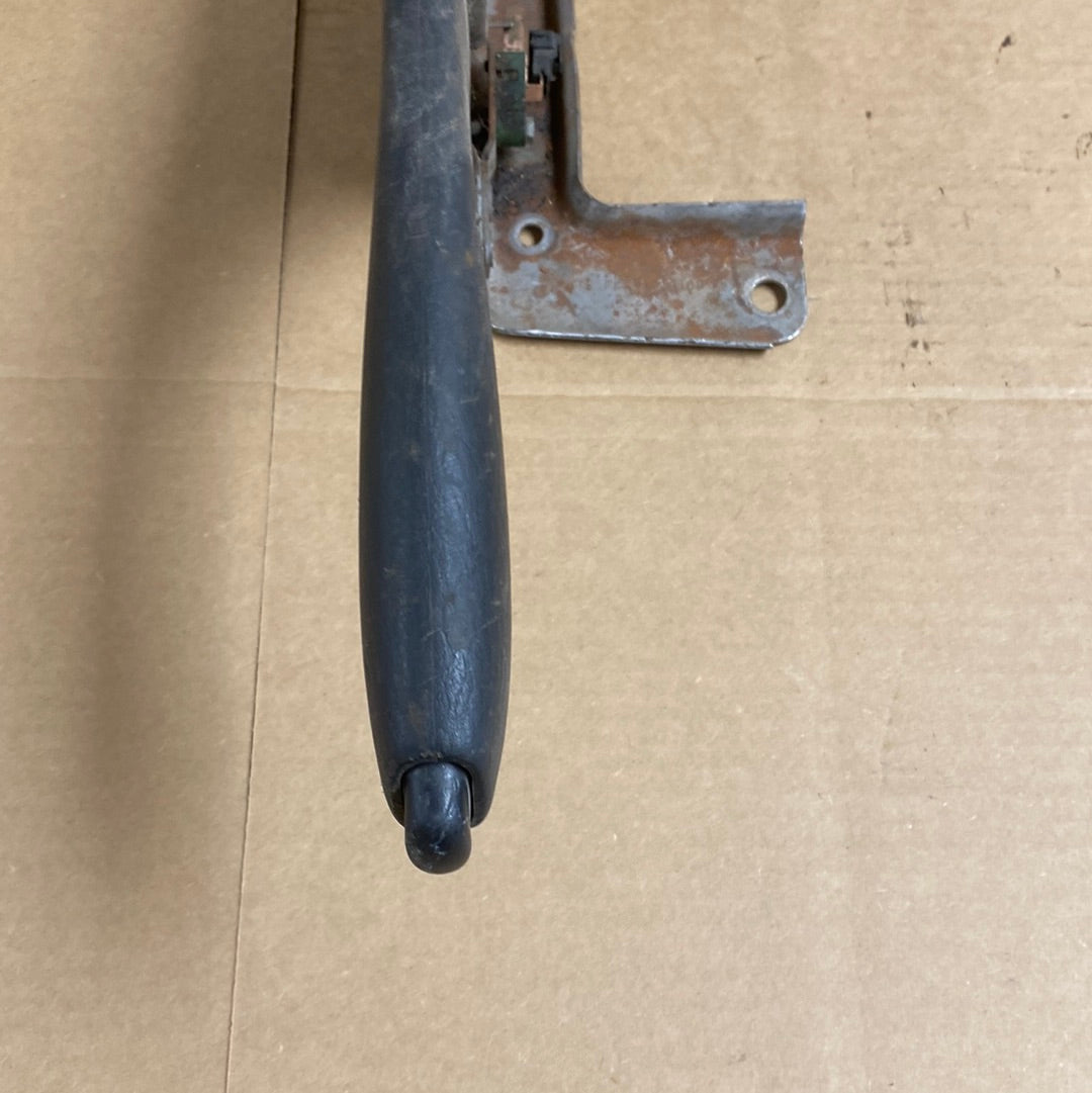 52128246 Grand Cherokee WJ (9904) Parking Brake Lever Assembly FN Jeep