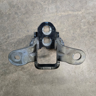 5074256AB Door Hinge PS Upper Jeep MK WK (07-07)