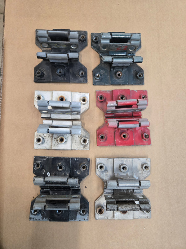 4773284 Jeep Grand Cherokee ZJ (93-98) Liftgate Hinge SET