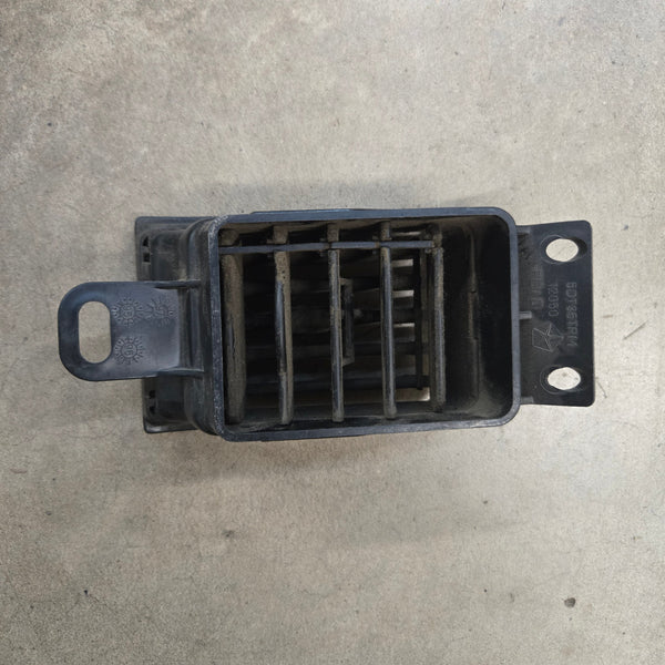 5DT35DX9 AC and Heater Outlet for Jeep Cherokee ZJ (96-98)