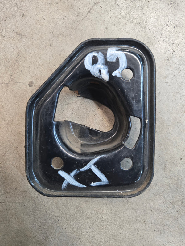 55000417 DS Seat Lock Striker Bracket for Jeep Cherokee XJ (84-01)