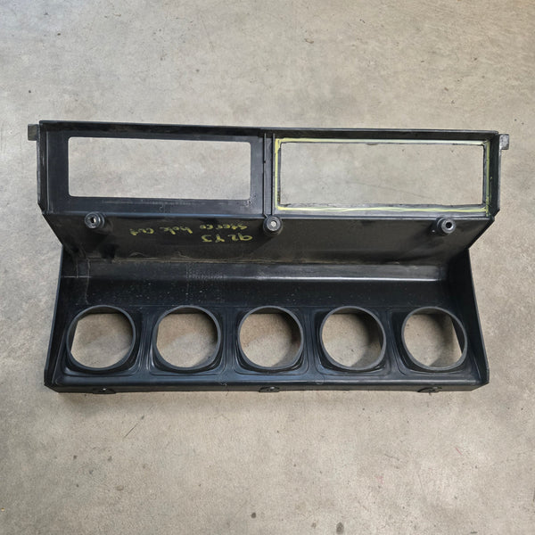 Wrangler YJ (87-95) Cinder / Black Gauge Housing Bezel Trim (cut)