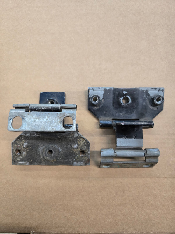 4773284 Jeep Grand Cherokee ZJ (93-98) Liftgate Hinge SET