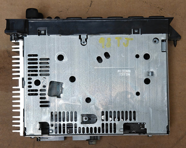 4858562AC AM/FM for Wrangler TJ (98-99)