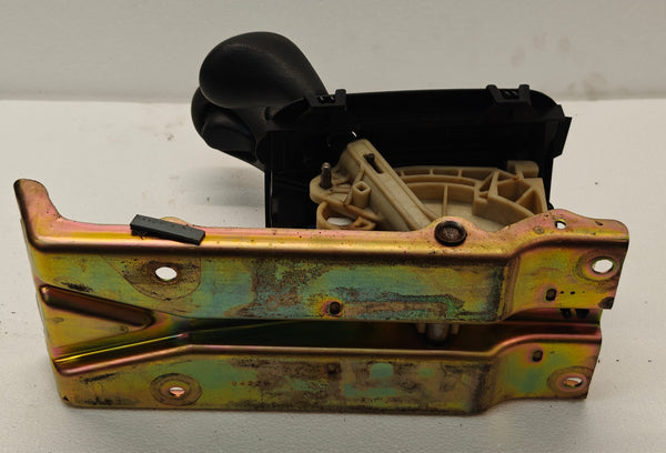 52104374AA Shifter Housing for Jeep Grand Cherokee WJ (99-00)