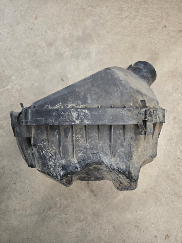 04721129AF Jeep Wrangler JK 07-11 3.8L Air Filter Housing