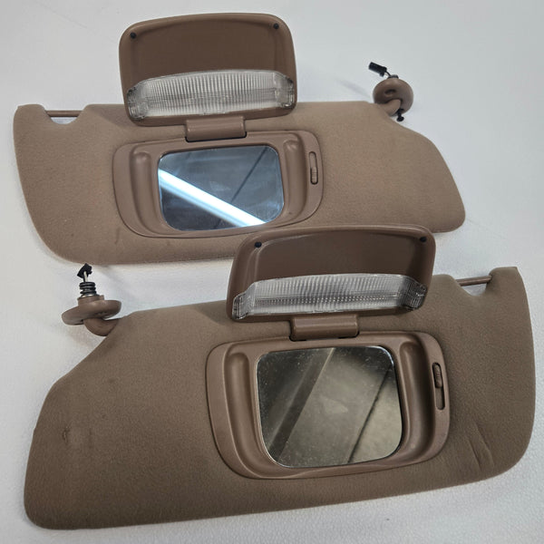 Illuminated Sun Visor Set- Camel for Jeep Grand Cherokee WJ (99-04)