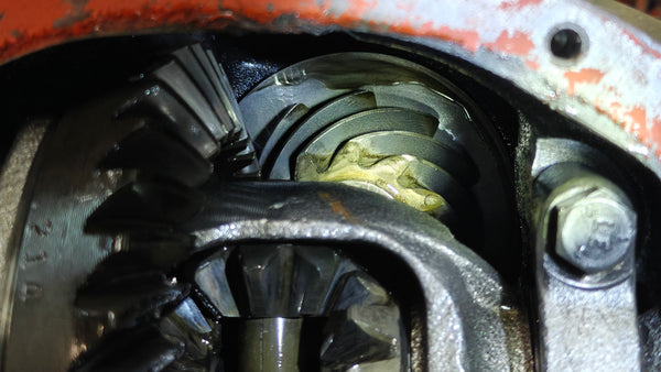 Dana 30 HP Complete 3.55 ABS Axle Housing Jeep Cherokee XJ (84-01)