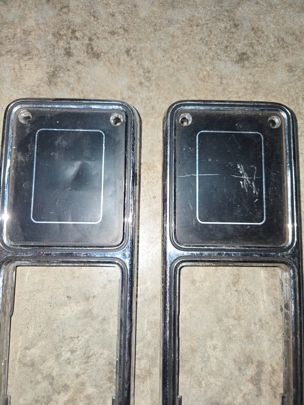 Blemished 0 Chrome Interior Door Switch Bezel for Cherokee XJ (84-96)