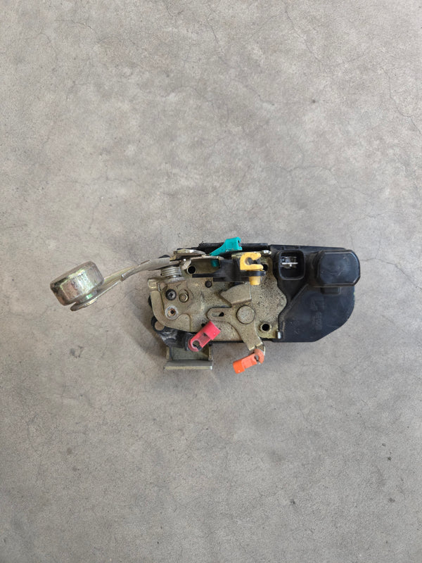 55177042AF DS Front Door Latch Jeep Liberty KJ (02-07)