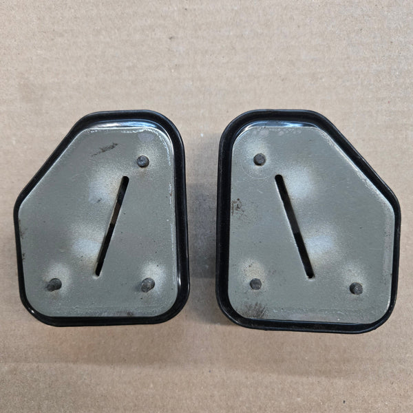 Seat Lock Striker Bracket SET for Jeep Cherokee XJ (84-01)