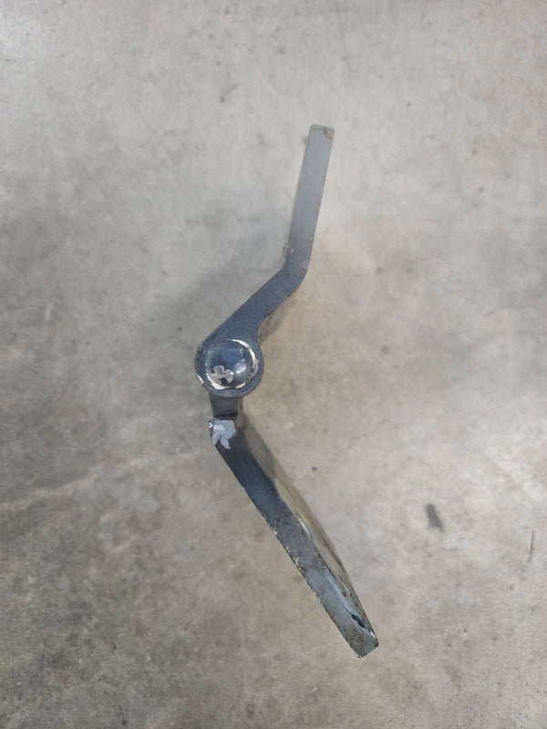 J5751937 Tailgate Hinge Jeep Wagoneer SJ (84-91)