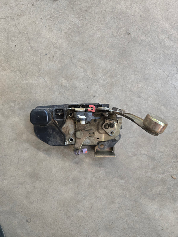 55177043AF PS Front Door Latch Jeep Liberty KJ (02-05)