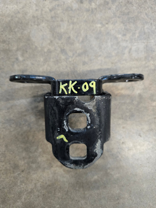 5074257AB Door Hinge DS Upper Jeep MK WK (07-07)