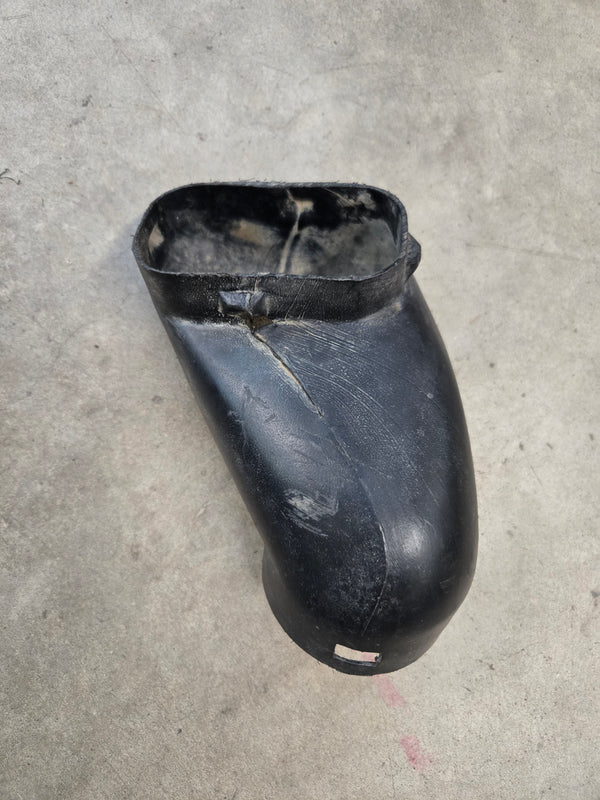 53002185 Jeep 2.5L Fresh Air Duct YJ (87-90)