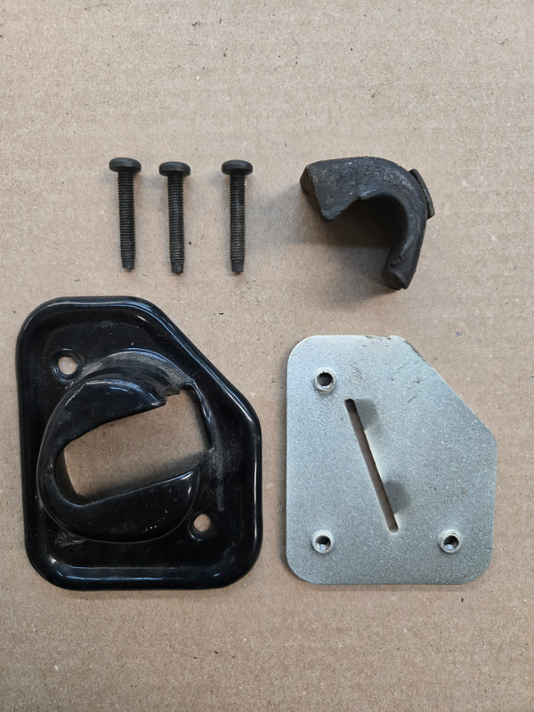 Seat Lock Striker Bracket SET for Jeep Cherokee XJ (84-01)