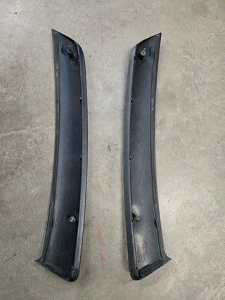 5EZ20MS4AB / 5EZ21MS4AB D-Pillar Applique Trim Set (99-04) Grand Cherokee WJ