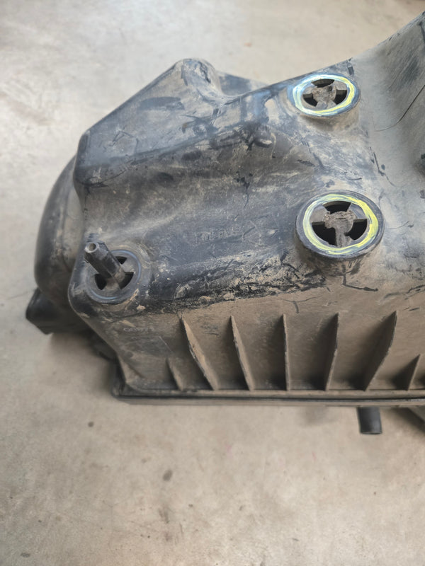 04721129AF Jeep Wrangler JK 07-11 3.8L Air Filter Housing