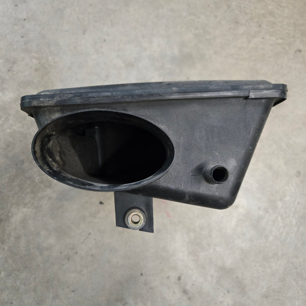 04854011 Air Cleaner Resonator 4.7L for 99-04 Grand Cherokee WJ