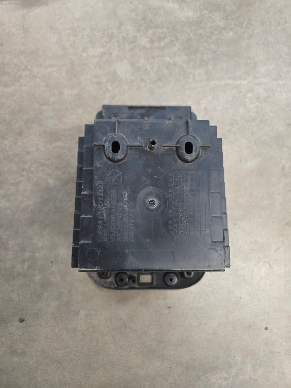 5142485AA Floor Console Bin Jeep Liberty KJ (02-07)
