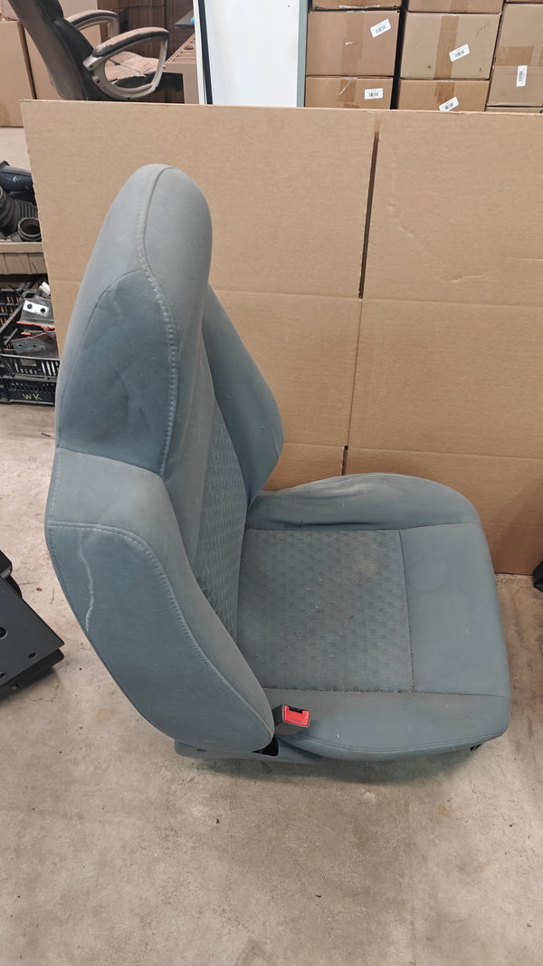 Front Bucket Seats for Liberty KJ (02-07)