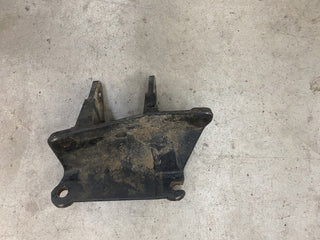 52058014 5.2L 5.9L V8 PS Motor Mount Bracket for Grand Cherokee ZJ (93-98)