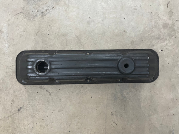 Chrysler V8 5.2 5.9 Valve Cover with Filler Hole for Grand Cherokee ZJ (93-98)
