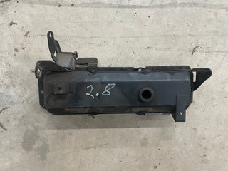 GM 173 2.8L V6 Passenger Side Valve Cover with Sharp Corners for Cherokee XJ (84-86) Comanche MJ (86)