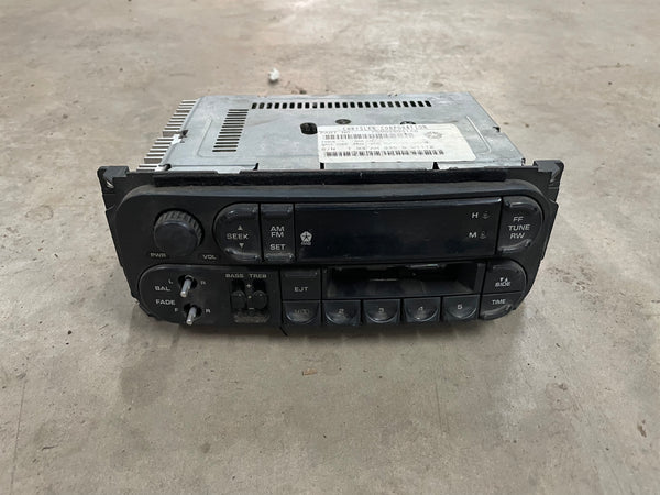 Grand Cherokee WJ (00-01) Radio 56038931AB