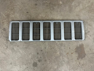 Grand Cherokee ZJ (96-98) Silver Front Grille