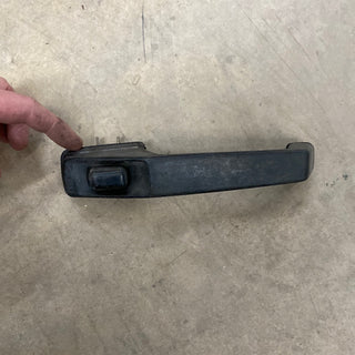 55007467 DS Black Plastic Door Handle for Cherokee XJ (84-01)