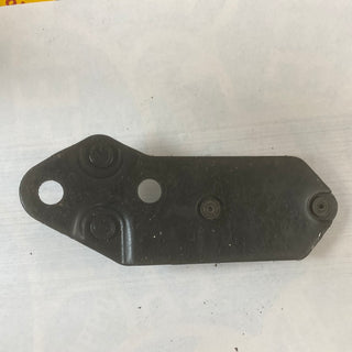 55136913AB DS Tailgate Latch Striker for Jeep Grand Cherokee WJ (99-04)