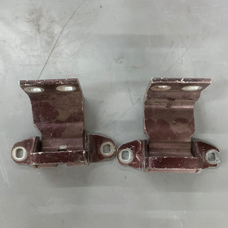 52850558AB / 52850559AB Jeep Liberty KJ (02-07) Liftgate Hinge SET