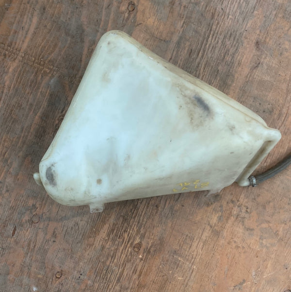 52003213 Coolant Overflow Reservoir for Jeep Cherokee XJ (87-90)