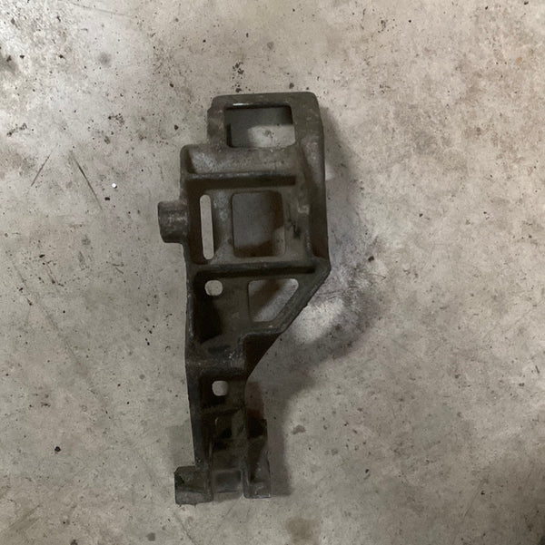 53000767 Alternator and Smog Pump Bracket for Jeep 2.8L