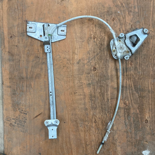 Liberty KJ (02-07) DS Front Window Regulator Electric