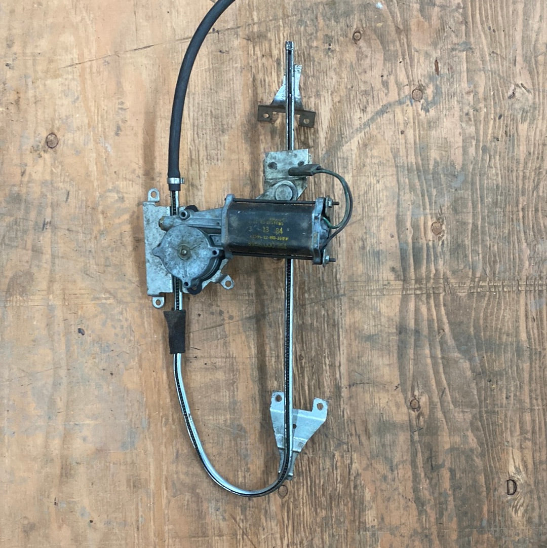 Cherokee (XJ) Window Regulator FN Jeep