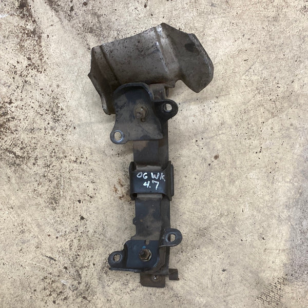 52124133AA Transmission Support Jeep Grand Cherokee WK (05-06)
