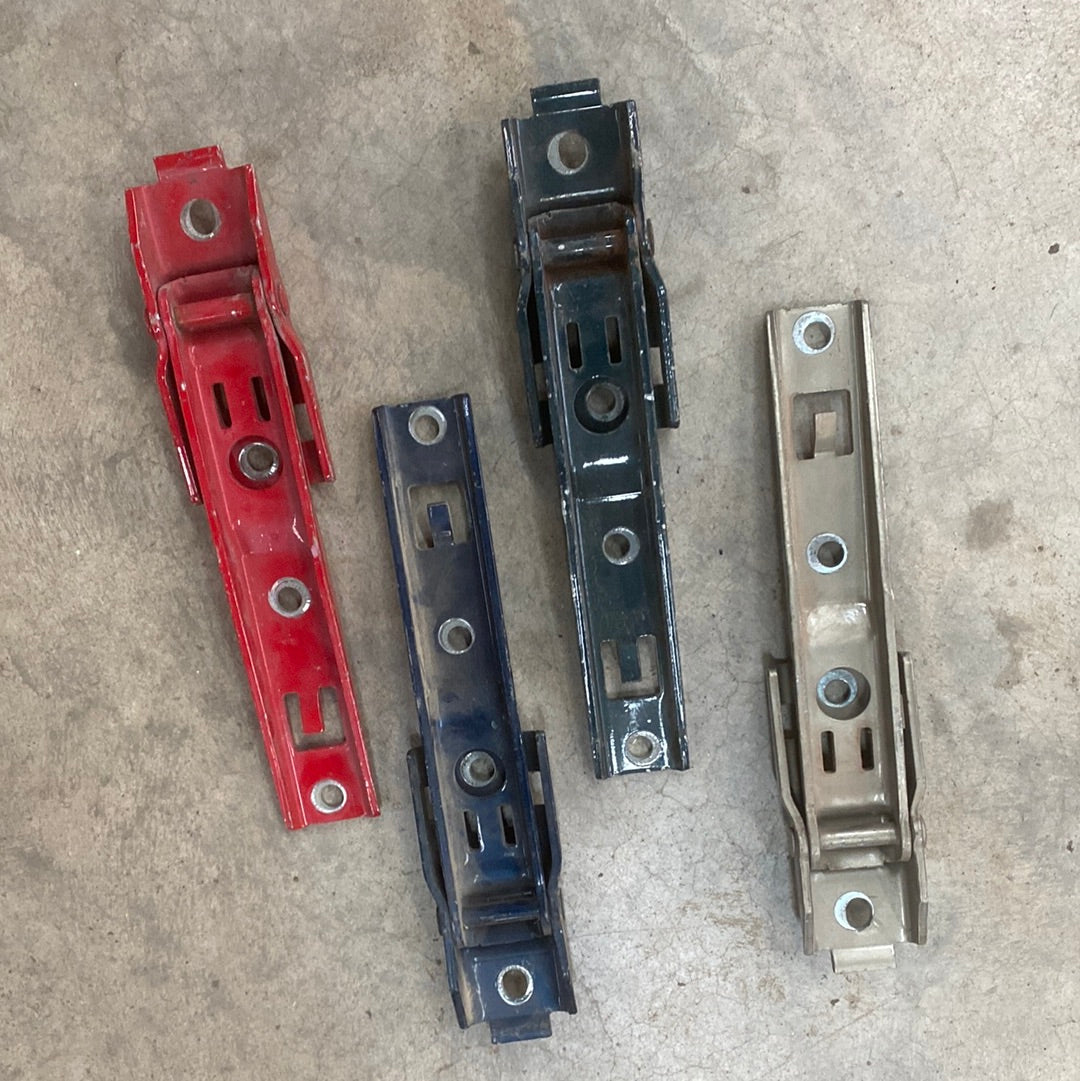 55395194 Wrangler TJ (0306) Tailgate Hinge SET FN Jeep