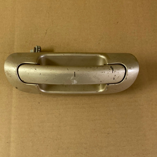 5GD47AJCAC Light Khaki Metallic Clear Coat Liftgate Handle Assembly for Grand Cherokee WJ (99-04)
