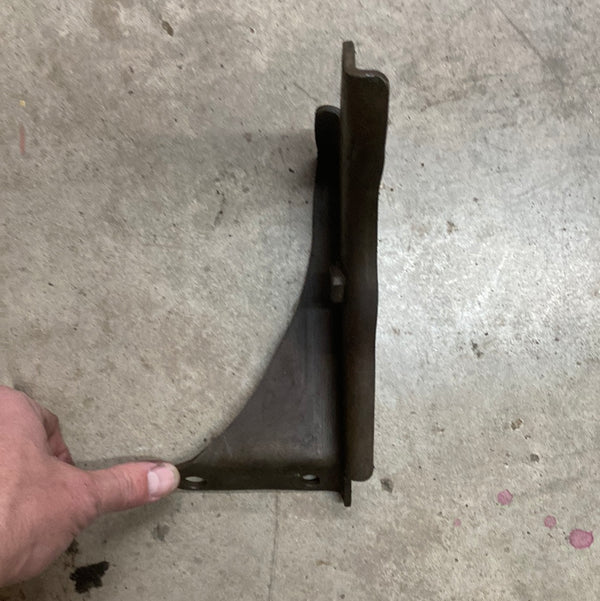 3238661 P/S Rear Bracket for Jeep CJ, XJ, YJ (76-90)
