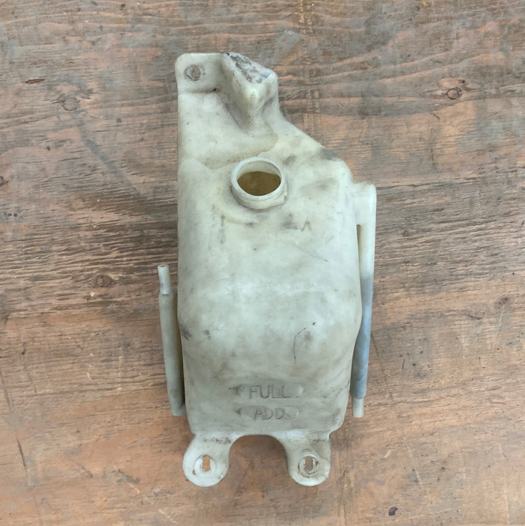 Coolant Overflow Reservoir W/O Sensor for Jeep Grand Cherokee ZJ (939