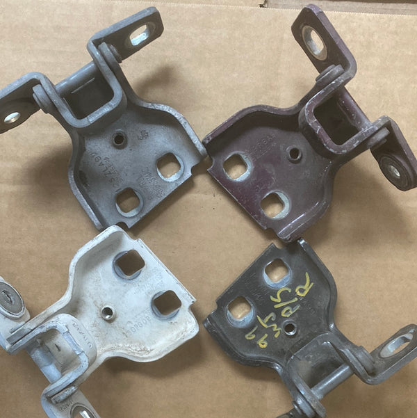 55135574AE REAR Door Hinge DS Jeep Grand Cherokee WJ (99-04)