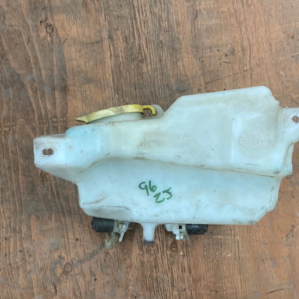 56155360 Washer Fluid Reservoir for Grand Cherokee ZJ (93-98)